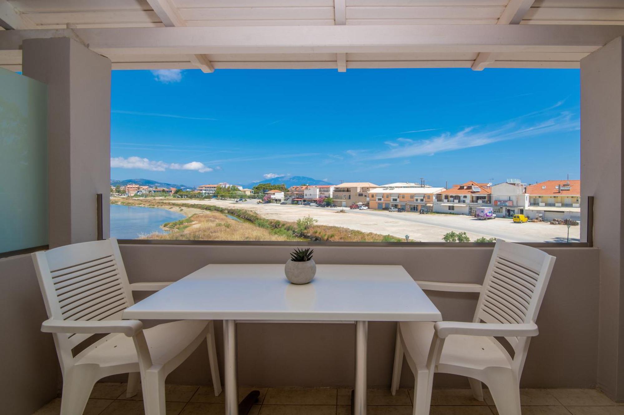 Aparthotel View