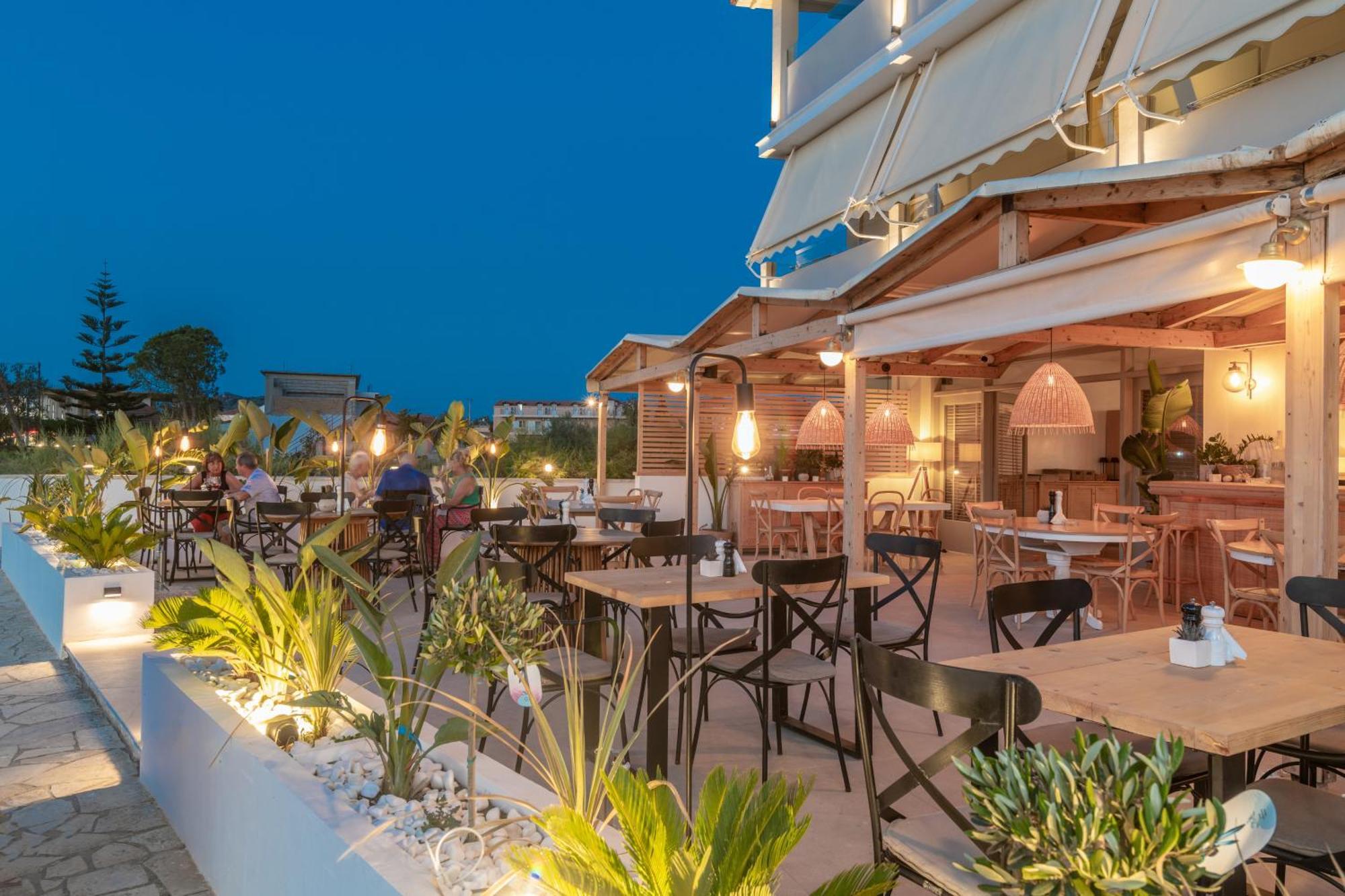 Aparthotel View 3*